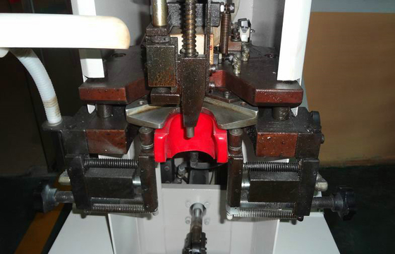 máquina de montar del zapato del talón del Auto-cemento