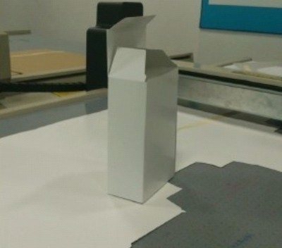 Carde la cortadora de la cuchilla de cuchillo del cartón 350gsm de la caja de papel