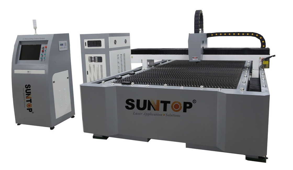 cortador industrial del laser del CNC 500W para el acero y Alumnium, ajustado con eje de Z